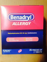 Temporarily Relieves These Symptoms Due To Hay Fever Or Other Upper Respiratory Allergies Runny Nose Sneezing Itchy Eyes Itching Of Pills Benadryl Itchy Eyes