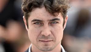 Riccardo scamarcio è stato fermato dalle forze dell'ordine e, dopo una piccola discussione viene mandato via senza che. Stasera In Tv Film E Programmi Sky Cosa Andra In Onda Oggi 24 Luglio 2020