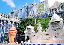Masjid tiban malang ini berdiri pada tahun 2008 dan sempat menghebohkan masyarakat sekitar. Top Baru 40 Masjid Tiban Malang