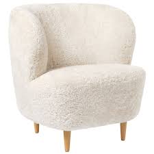 gubi stay lounge chair small off white curly sheepskin oak small lounge chairs small lounge lounge chair