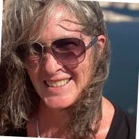 40+ "Danielle Allard" profiles