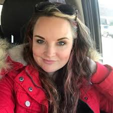 April McDaniel (@jumcda)