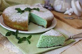 Come fare lo sciroppo alla menta con il metodo tradizionale lavare bene le foglie di menta eliminando tutte le impurità. Torta Alla Menta Con O Senza Bimby