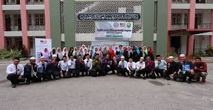 Ketika itu ibnu taimiyah mengadakan lawatan ke seluruh masjid dan menyeru orang ramai agar jangan takut, dan mestilah bersedia untuk berjihad. U S Embassy Kl On Twitter 3 Visited Students At Kias Kolej Islam Antarabangsa Sultan Ismail Petra Who Are Learning English Under The Access Microscholarship Program Https T Co M00c9sqra8