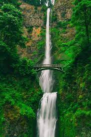 マルトノマ滝｜Multnomah Falls オレゴン・コロンビア川峡谷の美しい滝 | Travel Japan 47