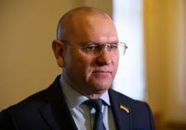 4 мая 1972 года, мелитополь, запорожская область) — украинский юрист и предприниматель. 6t 5sqfi55bxam