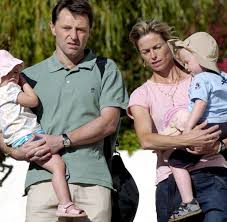 Madeleine's parents, kate and gerry mccann, had put their three kids to bed that night and gone out for a bite near where they were staying; Vermisste Tochter Die Nacht In Der Madeleine Mccann Verschwand Welt