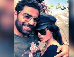 ومحمد وزيري يخسر قضية إثبات الزواج. Ø¨Ø§Ù„ØµÙˆØ± Ù…Ø­Ù…Ø¯ ÙˆØ²ÙŠØ±ÙŠ Ù…Ø¯ÙŠØ± Ø§Ø¹Ù…Ø§Ù„ Ù‡ÙŠÙØ§Ø¡ ÙˆÙ‡Ø¨ÙŠ ÙŠØ´Ø¹Ù„ ØªÙˆÙŠØªØ± Ø¨ØªØºØ±ÙŠØ¯ØªÙ‡ Ù„Ù‡Ø§ Laha Magazine