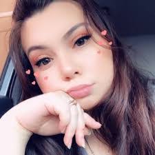 Sadie Garcia's Instagram, Twitter & Facebook