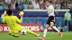 Für mich ist er mit abstand der wichtigste spieler überhaupt im weltfußball. Who Is Germany International Leon Goretzka Schalke Star At Confed Cup