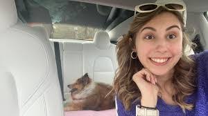 Penny Oglesby's Instagram, Twitter & Facebook