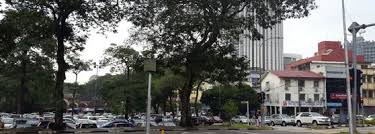 Pemandu myvi lawan arus rempuh dua motosikal serah diri. Balai Polis Petaling Jaya Jalan Penchala