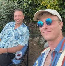 Hello very new to the game and looking for a server to join, would like to  play