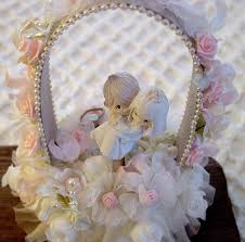 Precious Moments Wedding Music Box Cake Topper Or Shower Basket Centerpiece 22 50 Via Etsy Precious Moments Wedding Wedding Music Wedding Cake Toppers