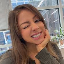 Allison Kay (@allisonkayfit)