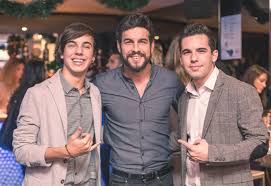 See more ideas about mario casas, mario, handsome men. Mario Casas Y Sus Hermanos Oscar Y Christian Con Cual Te Quedas