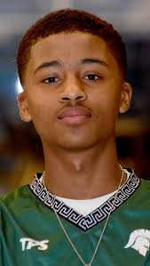 Local roundup: Two girls' basketball seniors, veteran coach reach milestones