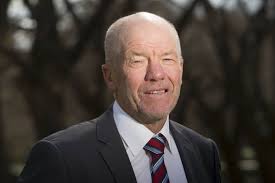 Former Bendigo South East College Principal Ernie Fleming rejected a number  of findings in the Victorian Ombudsman's report, likens schools to family  businesses