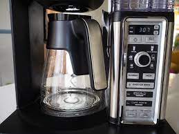 A coffee machine or coffee bar is nothing but just a machine in which coffee is brewed. Ninja Coffee Bar Clean Light Always On Here S The Fix Coffee Affection