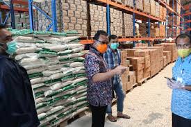 More images for pt tri samudra bergerak dibidang apa » Sidak 13 April 2020 Tim Fokus Pantau Distributor Bapok Dan Farmasi Dinas Perindustrian Dan Perdagangan Provinsi Maluku