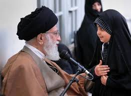 رهبر انقلاب چند دختر داشتند و دختران با چه خانواده‌هایی وصلت کردند؟/ کدام دختر همراه پدر به شهادت رسیدند؟