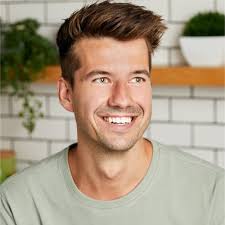 Today I celebrate two years in Canada and moving into a new role at  HelloFresh, Category Manager Packaging!