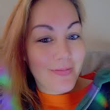 Animal tracks with one foot in front of the other