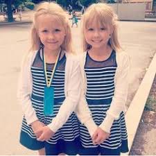 Thank you guys for over 200k on instagram, it's all thanks to you, you are the best and we you! 77 Iza And Elle Ideas Twins Elli Mattyb