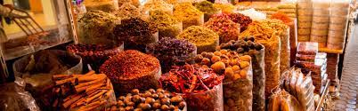 The mixture varies by region but it typically contains some combination of black pepper, allspice, cinnamon, nutmeg, coriander, cumin, paprika, cardamom and cloves. 6 Herbs And Spices Used In Middle Eastern Cuisines