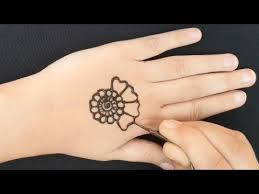 Tutorial simple henna designs with mehndi instan maroon colour by rara.this is my first video for mehndi designs.see another henna pic from my ig @raranyaayi. Easy Simple Mehndi Designs For Beginners Beautiful Henna Mahendi Designs 2019 Kina Inai Henna Youtube