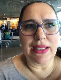 Renato aragão (sv) attore, cantante e showman brasiliano (it); Mulher De Renato Aragao Critica Vestimenta De Passageiro Em Aeroporto Parece Rodoviaria