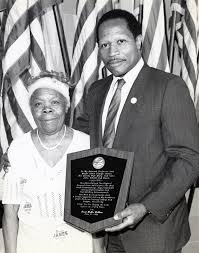 Bessie Walker Williams and Sharpe James : Brinson, Carl, 1917-2015 : Free  Download, Borrow, and Streaming : Internet Archive