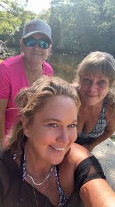 Group walking towards me this morning with no fear, then one came up to me  within 500mm, and then went for a paddle round