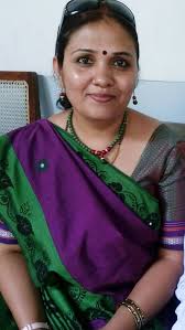 Enjoy exclusive aunty navel videos as well as popular movies and tv shows. Pin On 40