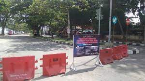 July, 10 2021 kembangkan observatorium, unmuh makassar uji coba teleskop buat pantau hilal Https Padang Tribunnews Com 2021 07 17 Polisi Dan Pihak Kecamatan Lubuk Begalung Bagikan Beras 15 Ton Kepada Pedagang Kaki Lima Https Cdn 2 Tstatic Net Padang Foto Bank Images Kapolsek Lubuk Begalung Akp Chairul Amri Nasution Jumat