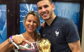 El ex real madrid utilizó su cuenta oficial de instagram pa. Pour Une Maman Voir Son Fils En Finale Du Mondial C Est Une Emotion Magnifique Le Parisien