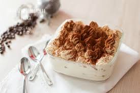 Ricetta tiramisù con panna e mascarpone giallozafferano. Tiramisu Con Oro Saiwa E Panna E Quasi Magia In Cucina