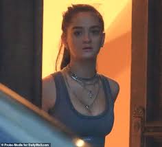 Claudia conway has a notoriously tumultuous relationship with her mother, judging by her content uploaded to social media over the past several months, with the teenager previously publicly accusing. L8dw51jzcg1qvm
