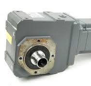 Siemens 1FK7042-5AF71-1KV5-Z Getriebemotor 267V 2,2A 3500rpm i=23,265  -used/attn
