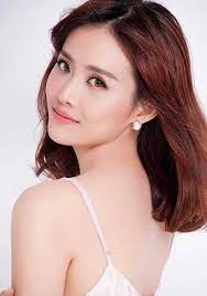 Chắc vì sự thẳng thắn đó đã đem chúng tôi gần nhau hơn. TrÆ°Æ¡ng Má»¹ Nhan Nhan Sáº¯c Cá»§a Toi Giá» Ä'a Xá»©ng Táº§m Vá»i Ten Gá»i