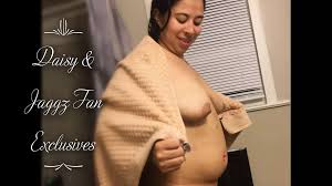Hot Pregnant Girl Gets Messy Creampie