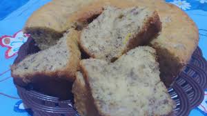 Resep bolu jadul panggang takaran gelas bahan bahan 4 butir telur suhu ruang 1 gelas gulapas 2 gelas tepung terigu pro sedang 1 grlas margarin cair 1 sdt sp. Bolu Pisang Moist No Mixer Takaran Gelas Panggang Di Panci Youtube