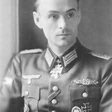 295. INFANTERIE-DIVISION — photo album