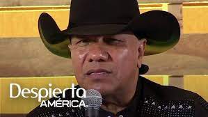 Lupe Esparza está orgulloso de sus raíces indígenas - YouTube