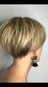 Pin By Amanda Hale On Dine Pinterest Liker Short Hair Styles Thick Hair Styles Short Bob Hairstyles