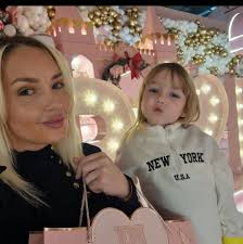 I'm a screen time mom. Not a guilty one. Not an apologetic one. Just a  doing what works for us kind of mom. Because sometimes I need 30 minutes to  clean… Or