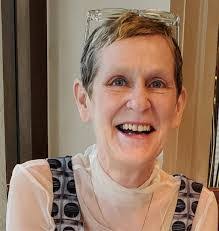 Beverley Curran's Instagram, Twitter & Facebook