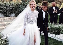 Nell'infinito panorama degli abiti da sposa troverai sicuramente quello che fa per te, dovrai solo cercare nel modo giusto e tenere presente che: I 7 Abiti Da Sposa Piu Costosi Della Storia