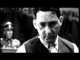 L'écrivain australien thomas keneally en avait fait le sujet d'un roman en 1982 mais c'est grâce à. Bande Annonce La Liste De Schindler Youtube