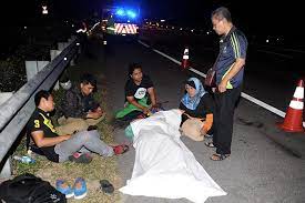 Its borders are defined by the columbia river to the north and the snake original story: College Student Dies In Road Crash